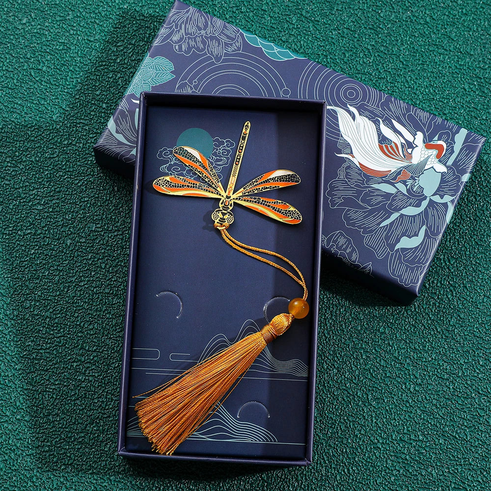Luxury Nature-Inspired Brass Bookmarks – Delicate Designs with Tassels (Dragonfly, Clover, Koi, Flowers & More)