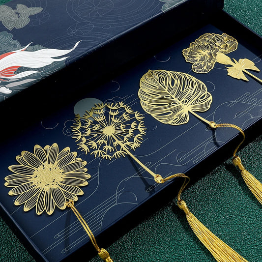 Elegant Chinese Handmade Bookmarks – Golden Lotus & Rose Design for Book Lovers